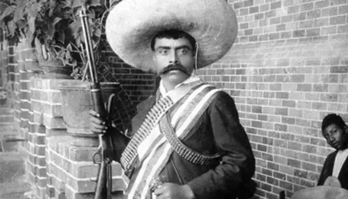 Homem durante a revolução mexicana